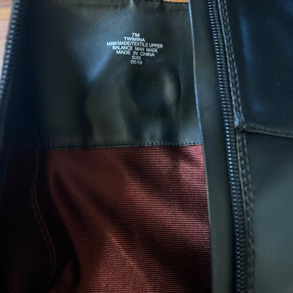 Tommy Hilfiger boots - Picture 9 of 10